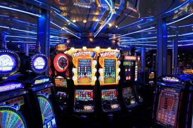 qq88asia login featured game showcase